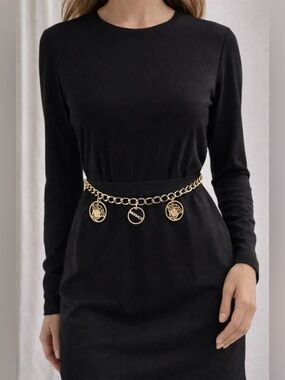 Gold Tone Medusa Chain Belt 20” Chunky Charm Waist Belt Y2K Baroque Statement